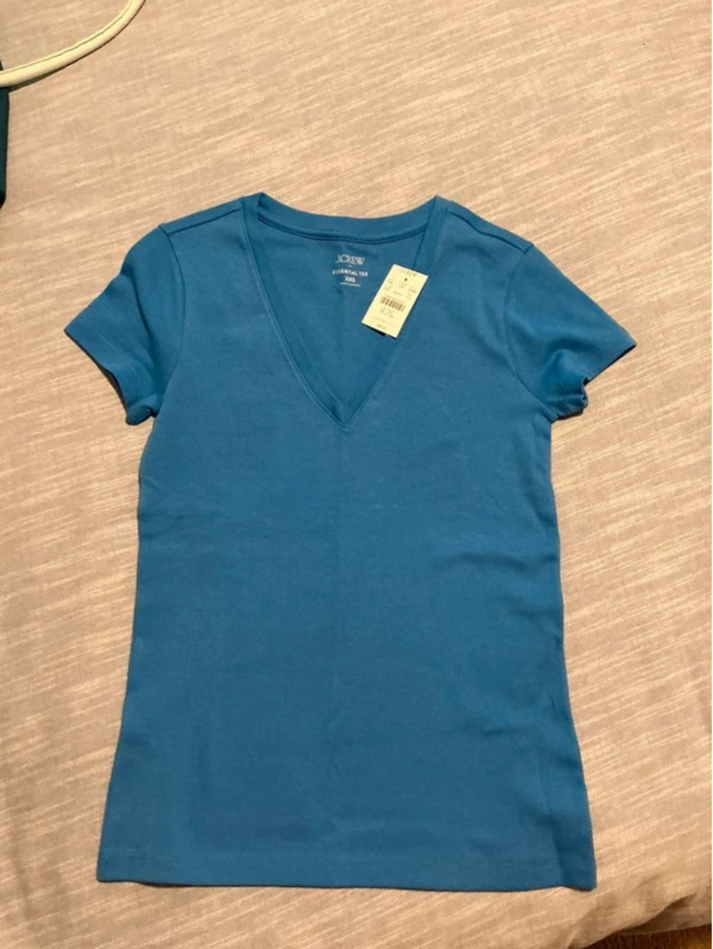 J Crew V neck tee shirt new with tags XXS